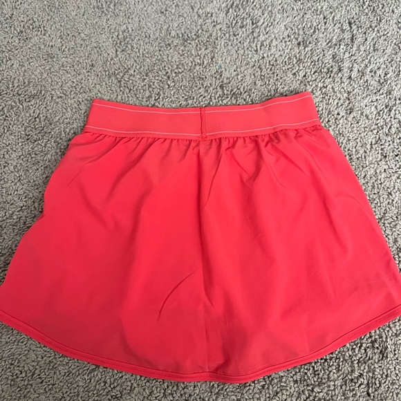 ALO Yoga Women's Coral Shorts NWT - Picture 3 of 4
